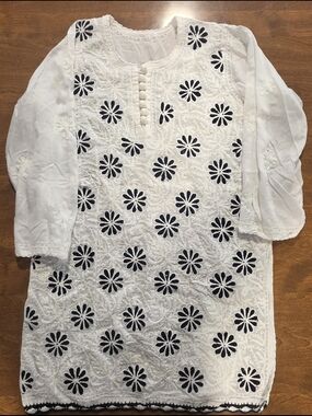 White Embroidered Tunic Kurti with Navy Floral Cutwork